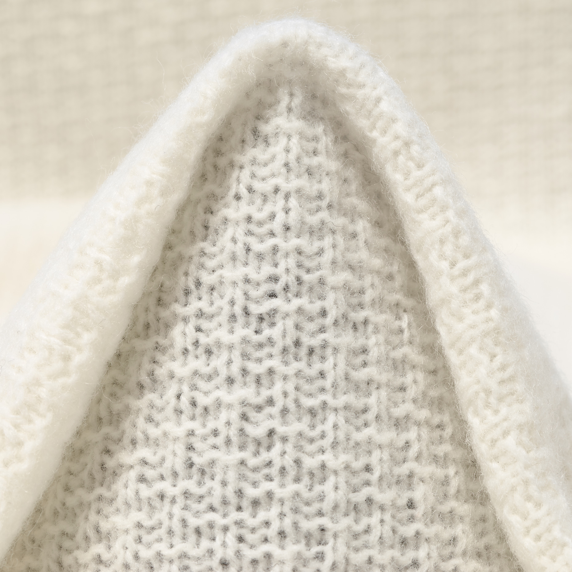  Wool  Brilliant White