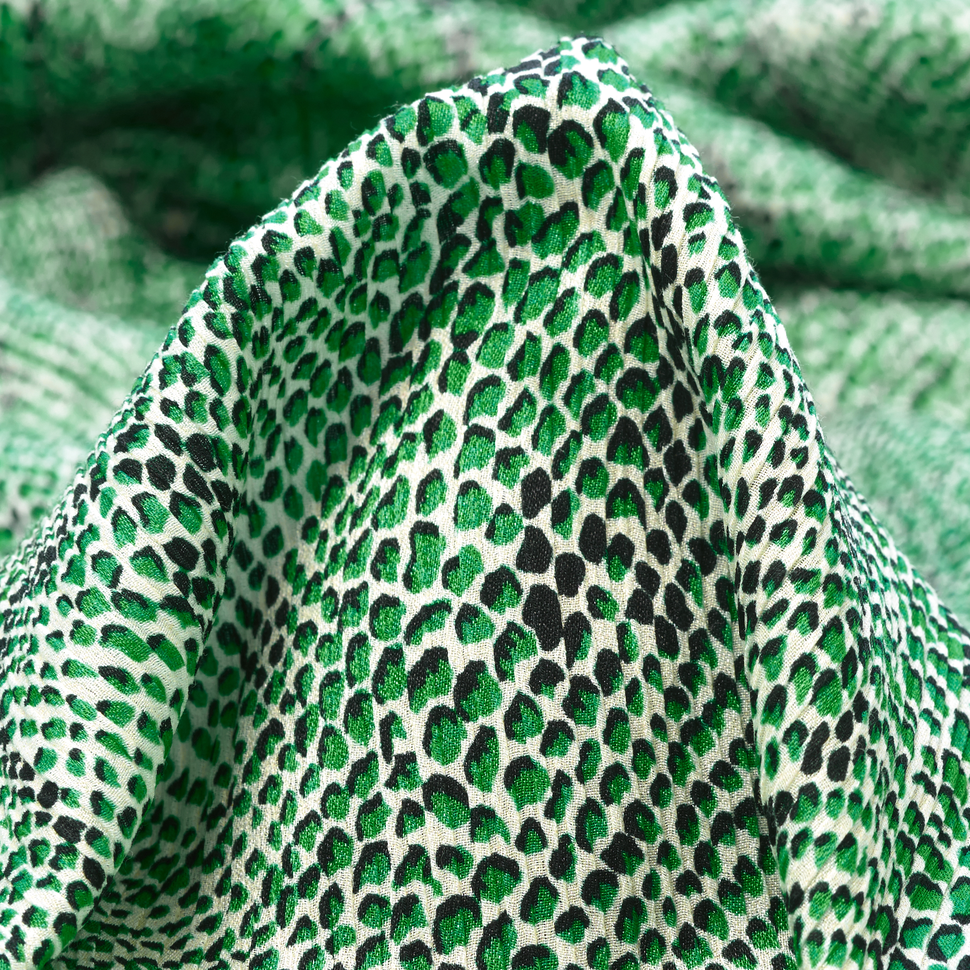 Plissé Seta Animalier Emerald